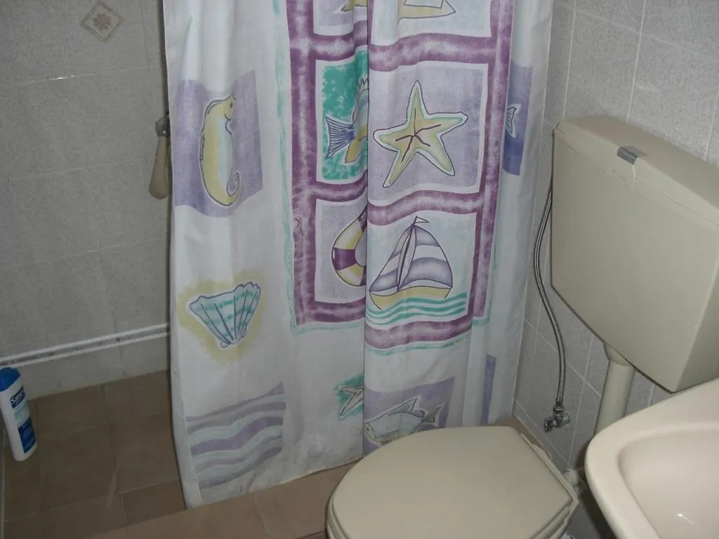 סטאברוס Garden Bungalow Valentina בית נופש